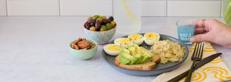 The Lazy Guide To Gut Health: 6 Healthy Habits to Feel Better in 30 Days